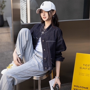 牛仔外套女春秋短款2025年新款设计感休闲宽松立领夹克小个子上衣图片