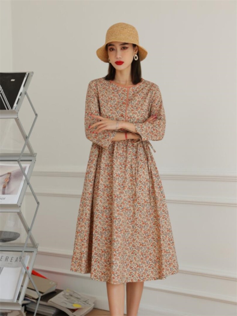 现货春款花边撞色连衣裙，女装连衣裙，卓儿衣人