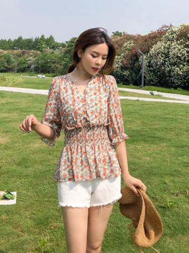 百搭花色收腰美上衣，女装，百变诱惑