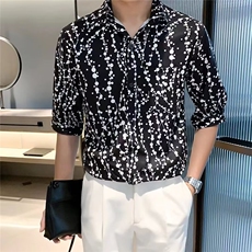 黑色