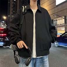 黑色