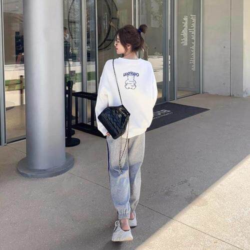 圆领小熊卫衣，女装卫衣/绒衫，E·贝空间