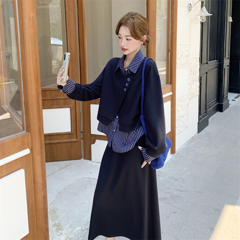 藏青色假两件卫衣套装裙女2025秋季新款超好看学院风半身裙两件套图片