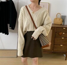 定制纱线羊绒毛衣，女装针织衫/毛衣，素妮