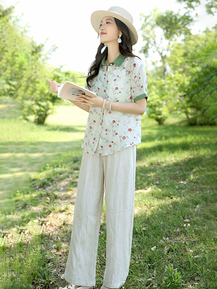 2025夏装新款苎麻碎花上衣复古宽松短袖印花衬衫女设计感碎花衬衣,女装套装/套裙,凝聚力