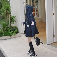 藏青色