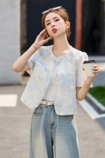 时尚名媛香风轻奢重工刺绣薄款短袖上衣女2025夏新中式国风外套，女装短外套，伊仟回