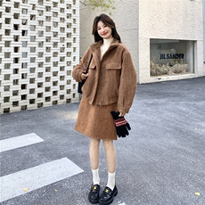 美拉德风毛呢羽绒套装女冬季2025新款高级感穿搭高腰半身裙两件套，女装套装/套裙，维壹