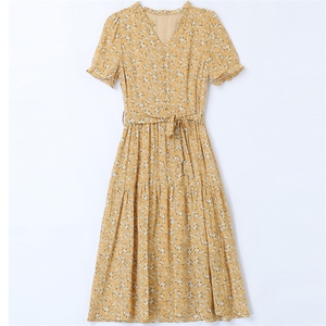 早秋长袖棉绸连衣裙女2024新款抽绳系带收腰显瘦减龄小碎花长裙子图片