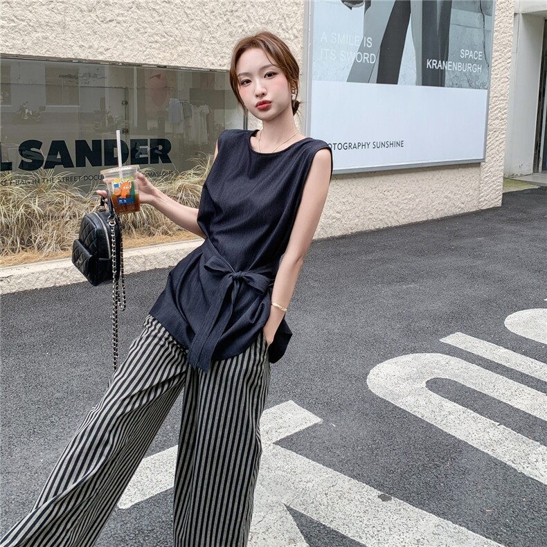 2025夏季新款女韩版时尚气质百搭显瘦无袖背心条纹阔腿裤两件套图片