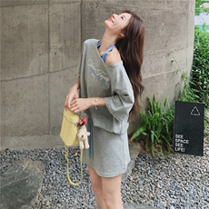 灰色字母印花露肩假两件T恤半身裙套装女2025夏款韩系休闲一整套，女装套装/套裙，浙宝217