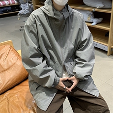 灰色