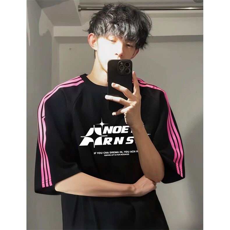 抖音得物品质二开240克宽松纯棉美式潮牌印花三条杠中性风短袖T恤,男装T恤,电商A486
