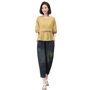 中年妈妈休闲套装女夏宽松时尚薄款中年妈妈棉麻上衣九分裤两件套图片
