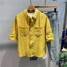 黄色