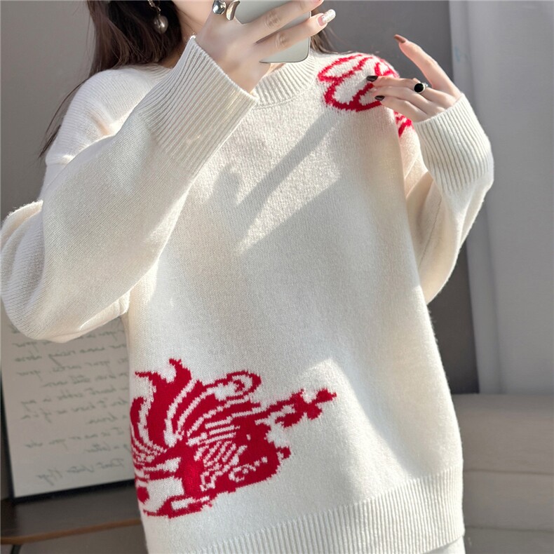 2025年秋季时尚百搭通勤简约休闲军绿转运，女装羊毛衫，佰米娇羊绒