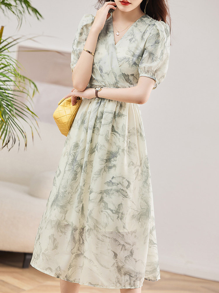 2025春夏新款V领印花连衣裙女气质优雅中长款减龄显瘦淑女A字裙子，女装连衣裙，魅丽静蓝