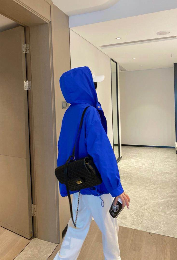 2021爱特儿连帽外套，女装，爱特儿AITER