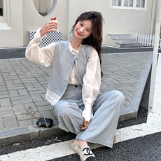 浅蓝色蕾丝拼接马甲阔腿裤套装女夏小香风甜美两件套独特绝美气质，女装套装/套裙，2C037