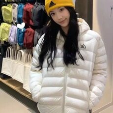 拓路者轻薄羽绒服女秋冬时尚连帽短款显瘦白鸭绒修身休闲保暖外套，男装羽绒服，星座506A