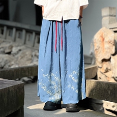 湖蓝色