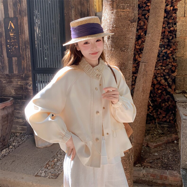 米白色高级感气质名媛法式富家千金短外套女春新款小个子显瘦风衣，女装短外套，帛香坊