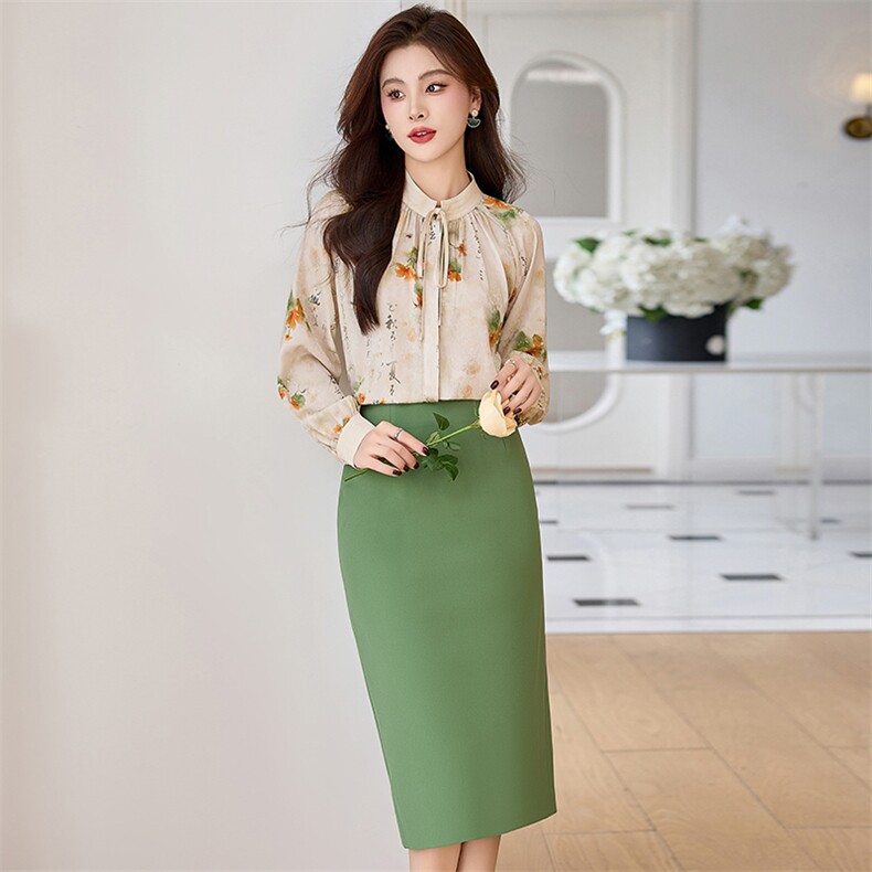 《春装新品》淑女范衬衫花色两件套套裙,女装套装/套裙,魅丽静蓝