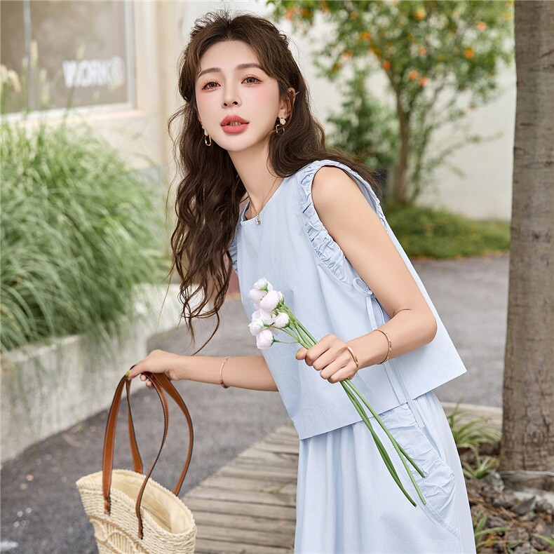 浅蓝色又酷又飒套装女2025夏季新款设计感马甲高腰半身裙两件套，女装套装/套裙，琦鑫阁（原依鑫阁）