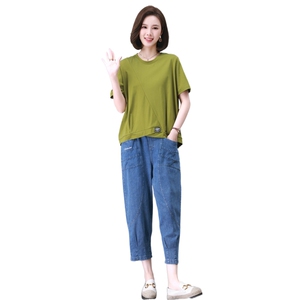 胖MM冰丝牛仔套装夏薄款宽松大码女装休闲中年妈妈装哈伦裤两件套图片
