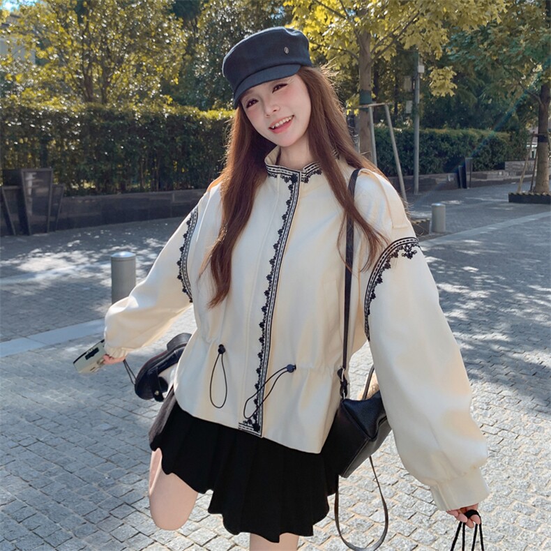 现货好数据2026秋季新款重工刺绣小香风衣外套女182-8676P185K268,女装短外套,帛香坊