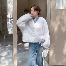 现货：冬装新款高级感仿水貂绒皮毛一体外套2C135-8929P205K308，女装皮草，2C135
