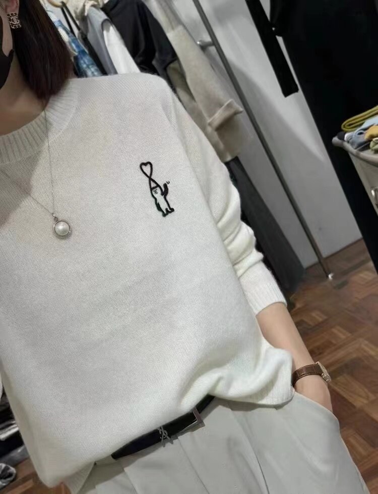 时尚百搭纯毛刺绣圆领针织衫简约优雅显瘦毛衣，女装针织衫/毛衣，鑫之绒