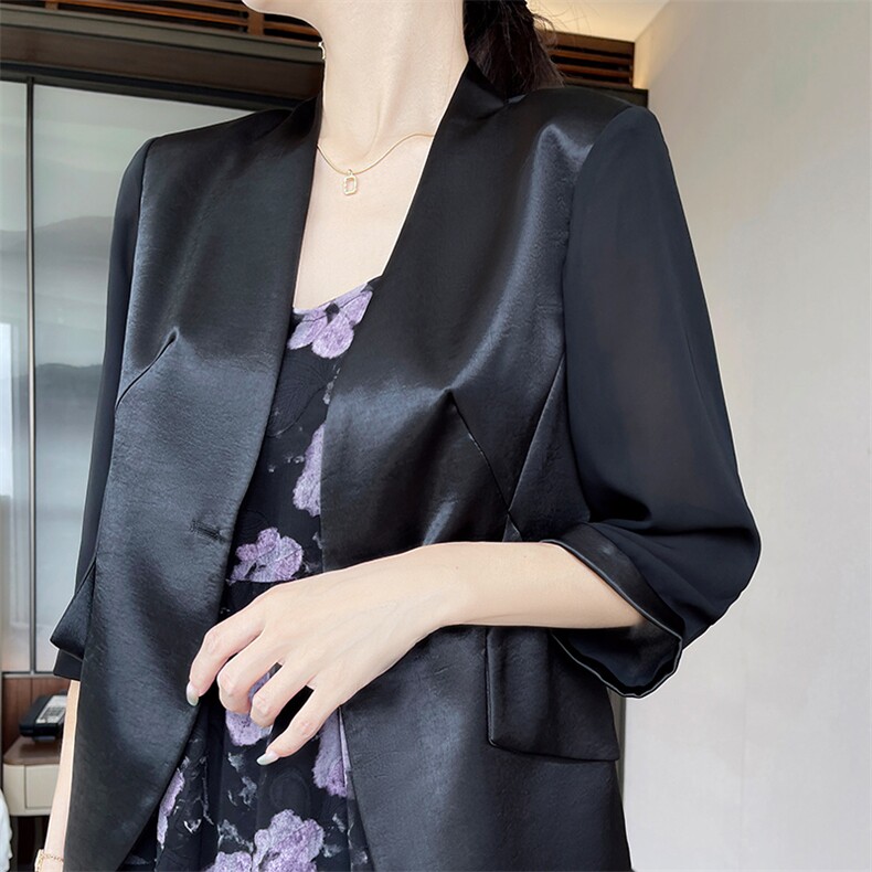 一粒扣西装外套高级感气质七分袖修身白西服女显瘦小个子外套上衣,女装短外套,圣丽羊绒