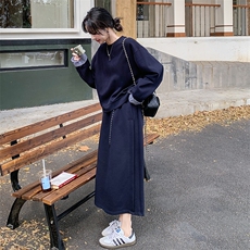 韩版设计感拼接卫衣套装女2025春秋季系款显瘦直筒半身长裙两件套，女装套装/套裙，2C212