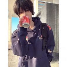 藏青色
