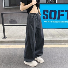 灰色