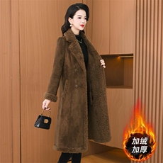 （现货）时尚气质减龄修身显瘦外套女加绒加厚反皮绒皮毛一体外套，女装皮草，韩蔻秀