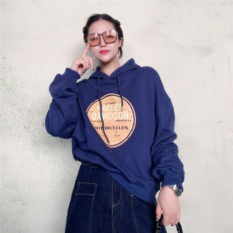 戴帽卫衣，女装卫衣/绒衫，依秀儿