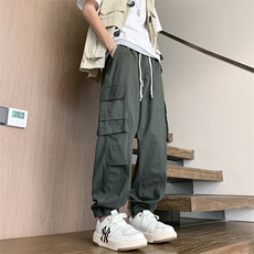 深灰色