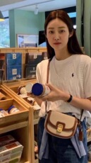 秋季新款简约时尚百搭宽松刺绣马甲女韩版学生针织背心外套，女装马甲，美莎羊绒