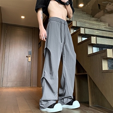 灰色