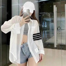 夏季新款洋气欧货4条杠显瘦衬衫防晒衣，女装衬衫，L·H·X