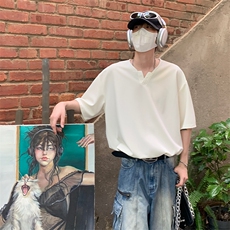 白色