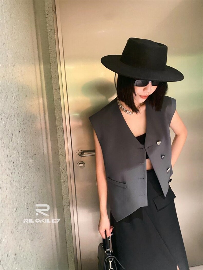 2022秋装新款马甲，女装马甲，雷洛奇丽