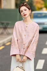 粉色小香风圆领提花外套女2025春季新款今年流行新中式小西服上衣，女装短外套，美沁