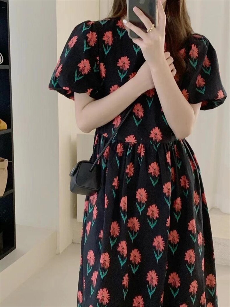 韩风小花连衣裙，女装连衣裙，欧妮卡蒂蔓