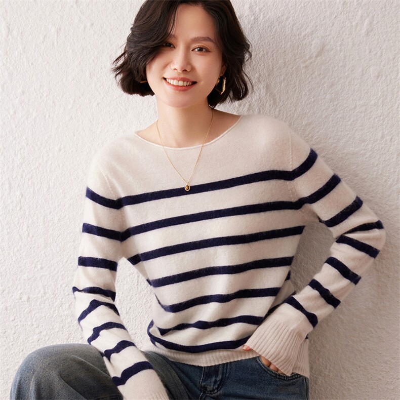 条纹控~薄款baby小山羊绒衫女圆领针织衫宽松慵懒风毛衣早秋新款,女装羊绒衫,雪真羊绒高端店