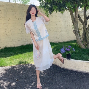 米白色提花刺绣连衣裙马甲两件套女夏巨好看高级感新中式国风套装图片