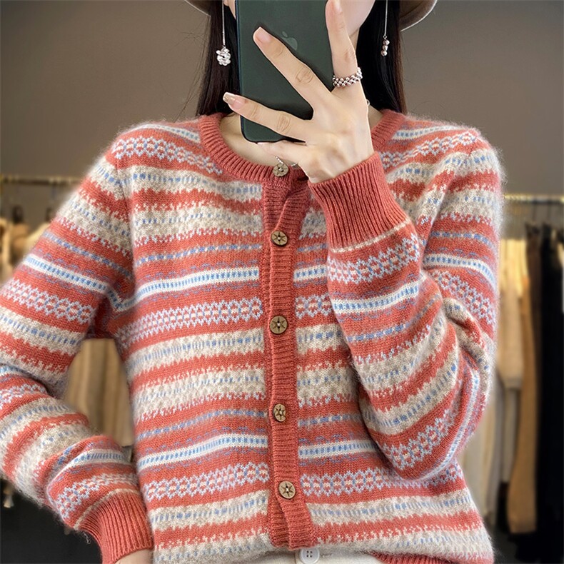 春秋新款羊毛开衫女短款圆领宽松外搭薄款条纹拼色,女装羊毛衫,德晨羊绒