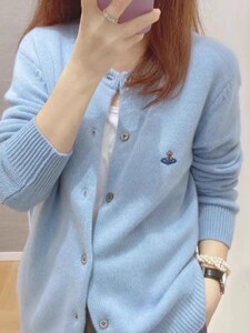羊毛衫女刺绣针织衫2025年秋冬时尚百搭通勤宇宙小开衫图片